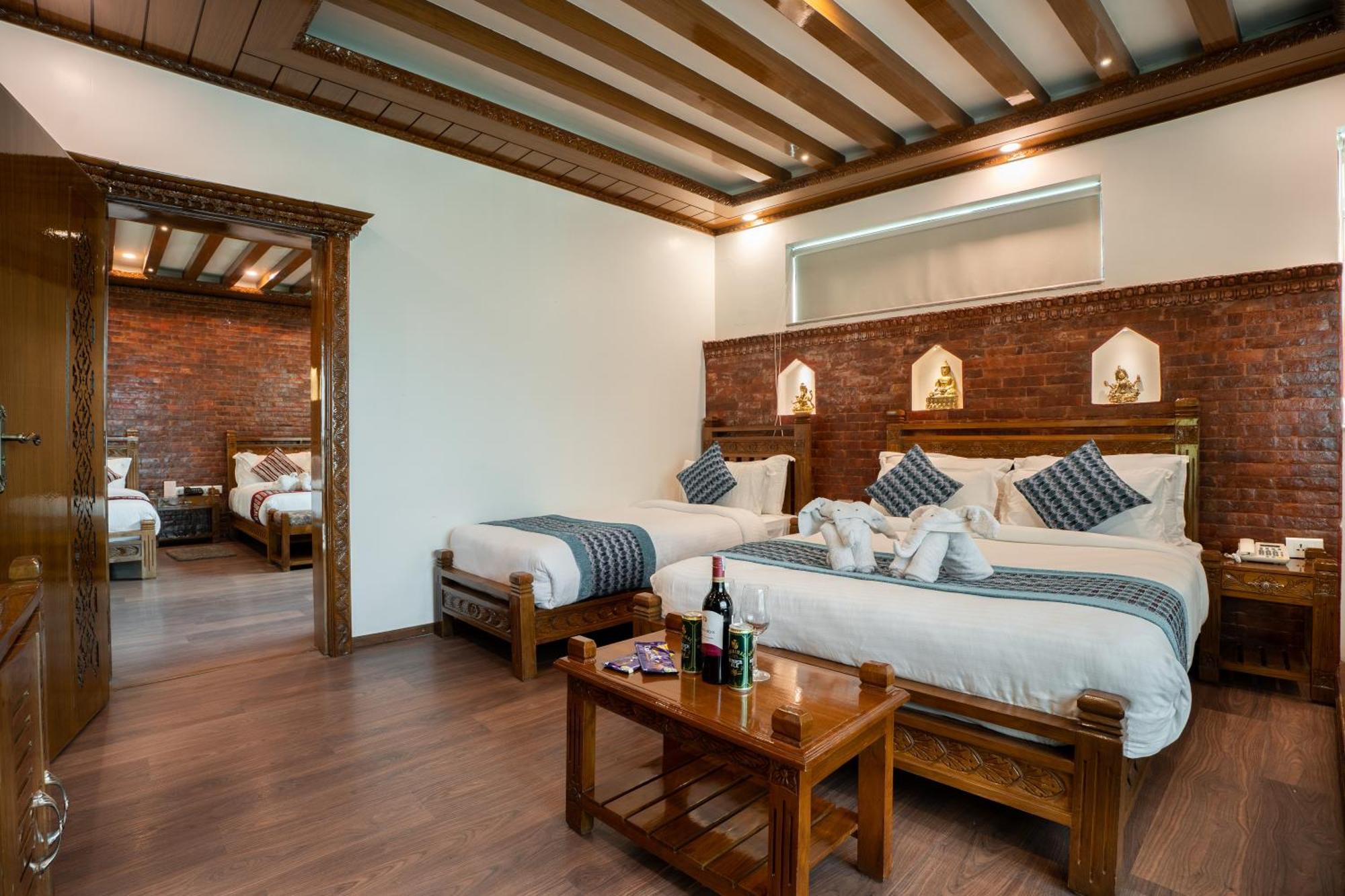 Surya Heritage Hotel กาฐมาณฑุ ภายนอก รูปภาพ